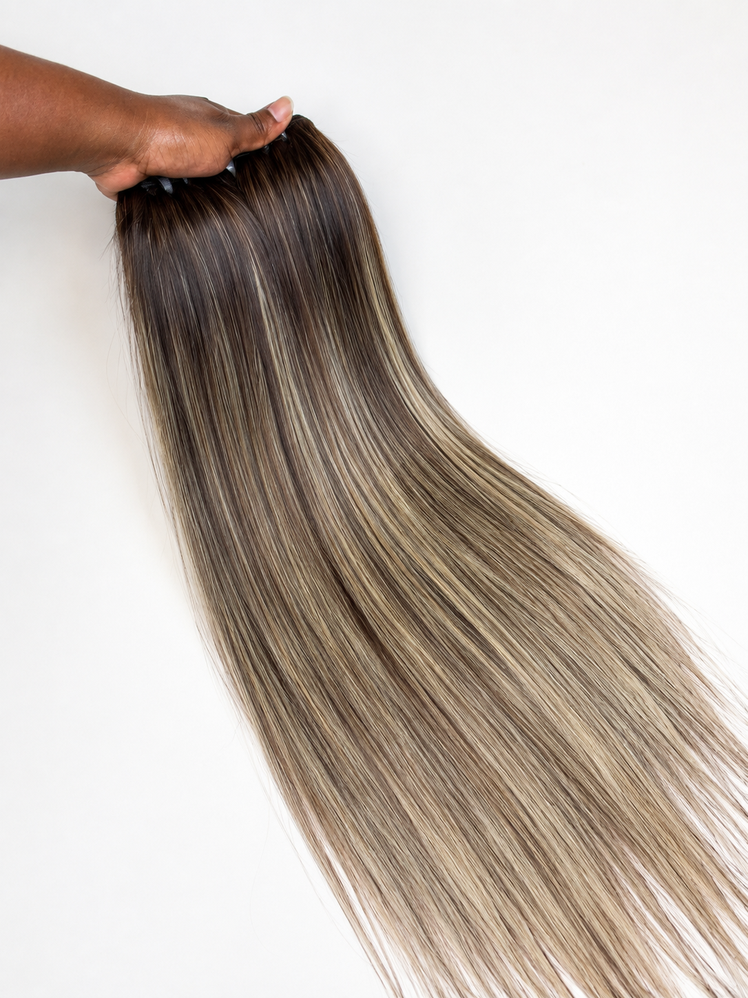 Rooted Beige Blonde